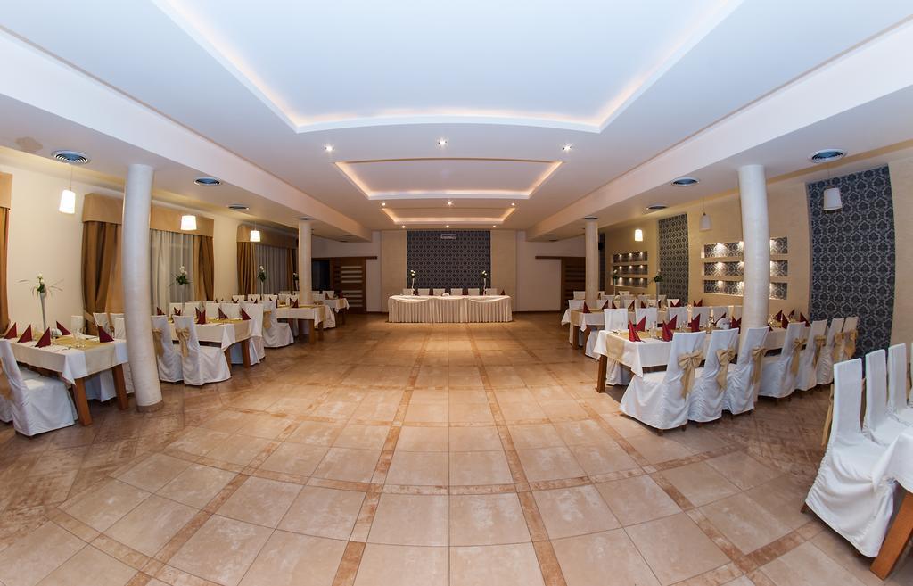 Hotel Marand Zaczernie Exterior foto
